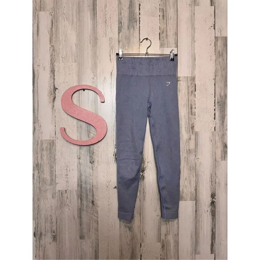 Gymshark Seamless High-Waisted Scrunch Butt Leggings Gray Size Small